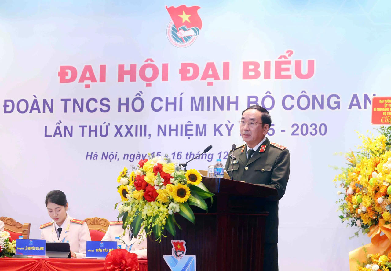 Thứ trưởng Trần Quốc Tỏ phát biểu chỉ đạo Đại hội.