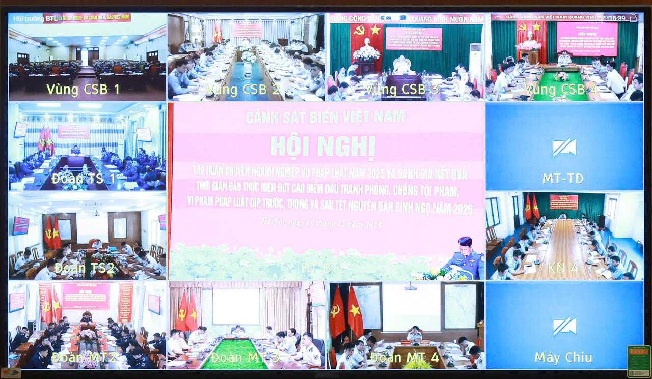 Hội nghị được kết nối trực tuyến đến 11 điểm cầu trong toàn lực lượng.