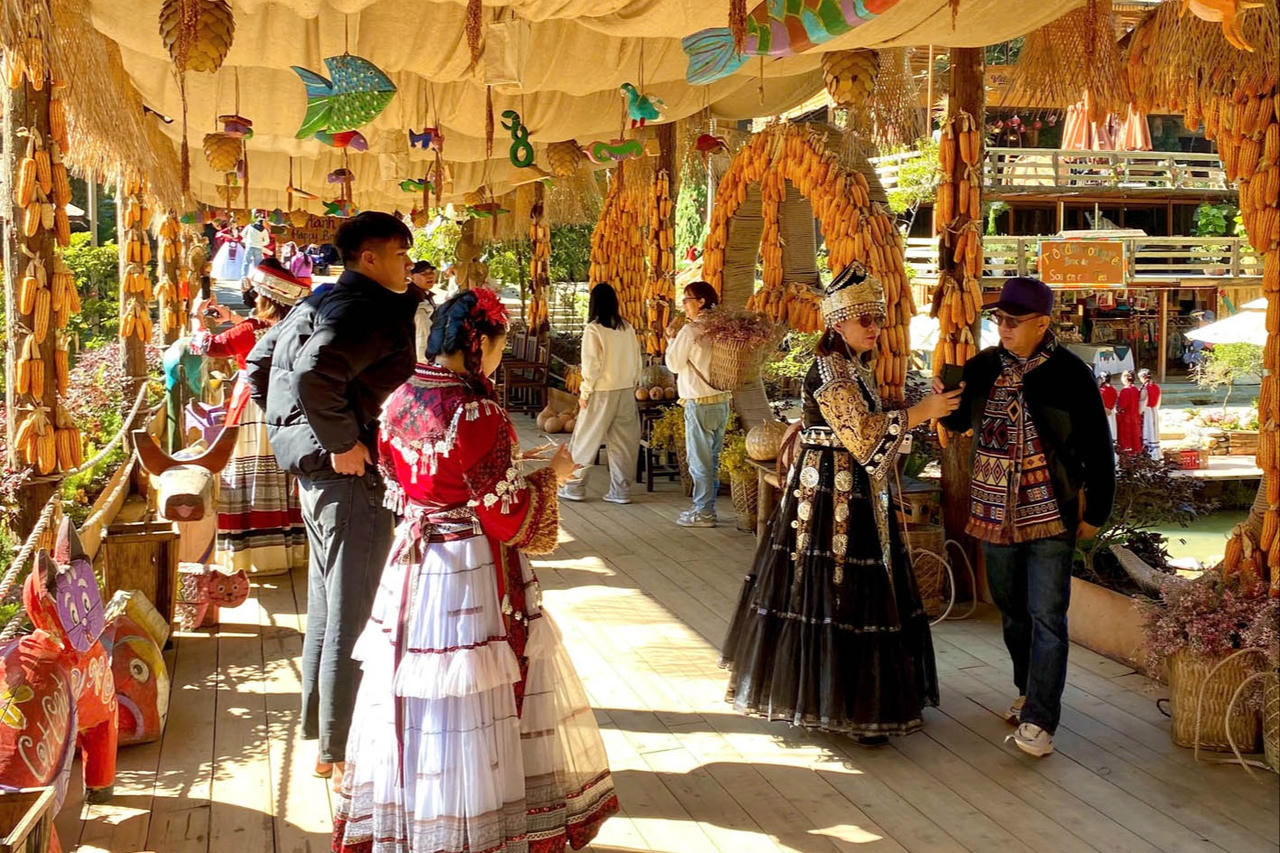 Du lịch Việt Nam tỏa sáng cuối năm 2025 