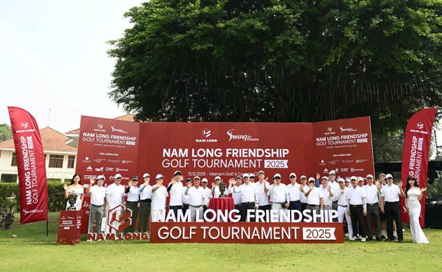 Giải golf “Nam Long Friendship Golf Tournament 2025” gắn liền với chương trình học bổng “Swing for Dreams” lần thứ 16 được tổ chức với sự tham dự của các mạnh thường quân cá nhân và đối tác thân hữu.