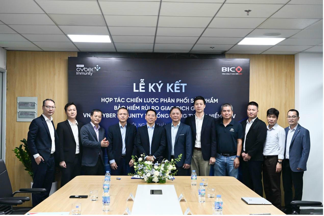BIC và VCI ký kết hợp tác chiến lược phân phối sản phẩm bảo hiểm rủi ro giao dịch