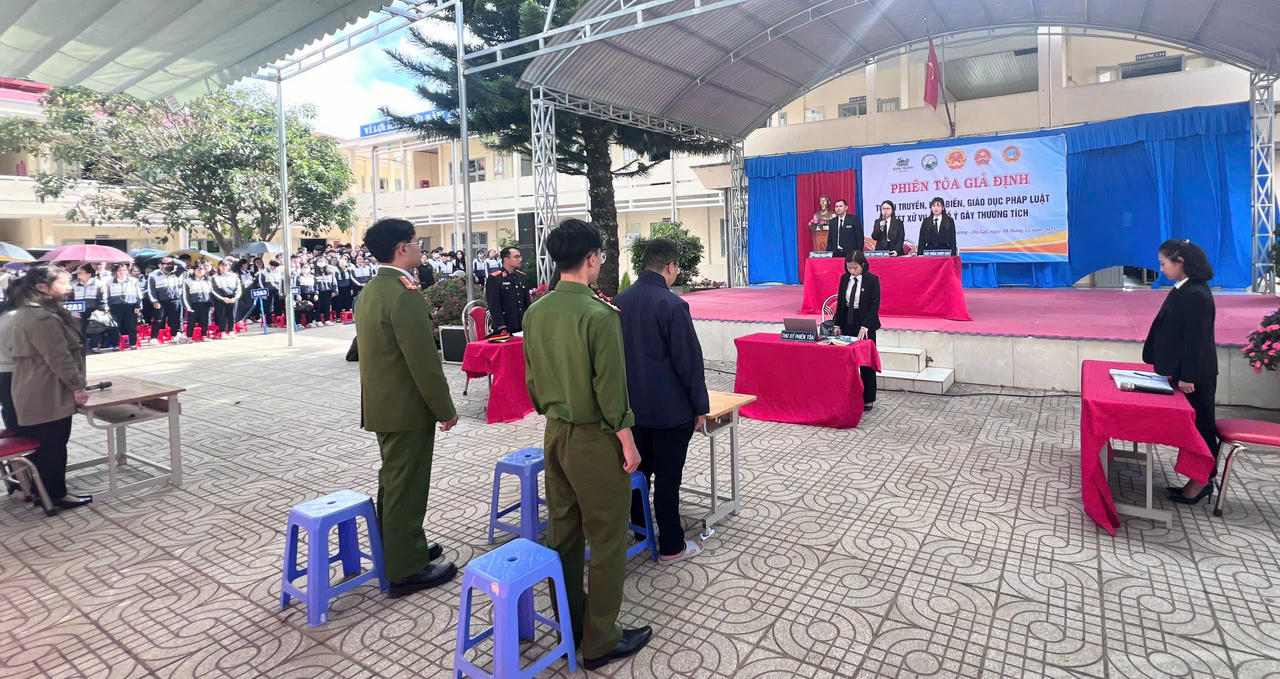 Phiên tòa giả định là một trong những hình thức tuyên truyền pháp luật hiệu quả.