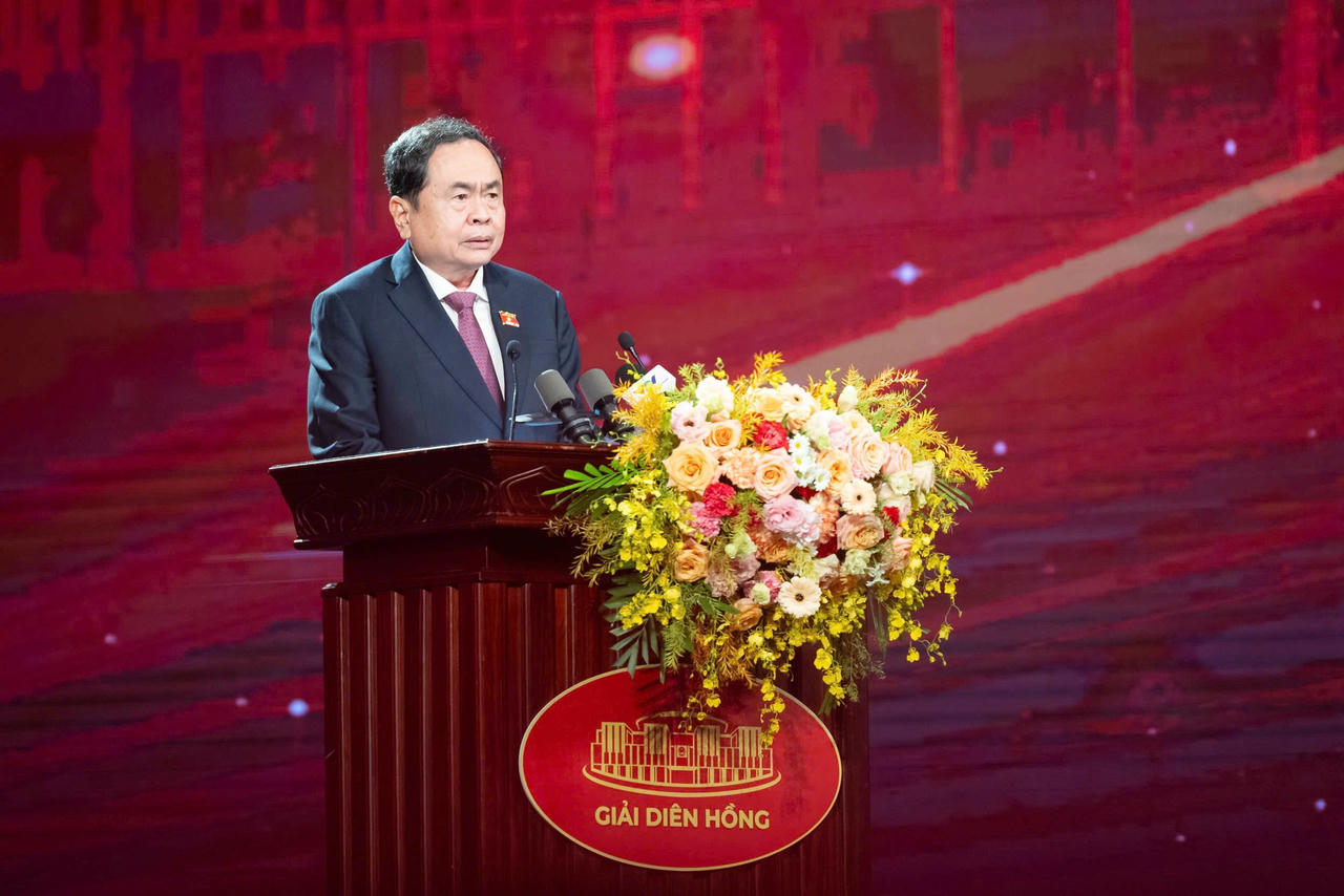 Chủ tịch Quốc hội Trần Thanh Mẫn phát biểu tại Lễ trao Giải Diên Hồng lần thứ tư. (Ảnh: Phạm Thắng)