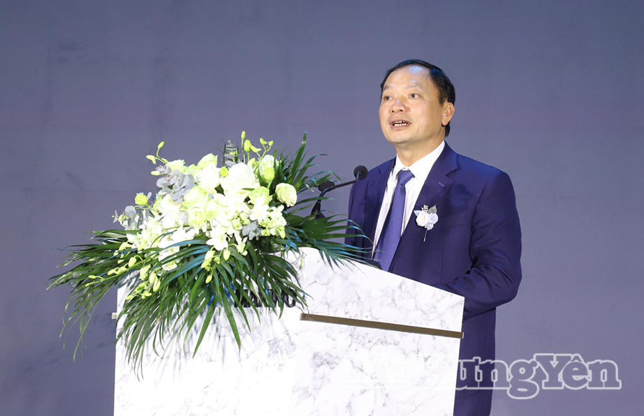 Chủ tịch HĐND tỉnh Hưng Yên Trần Quốc Văn phát biểu tại buổi lễ. (Ảnh: Báo Hưng Yên)