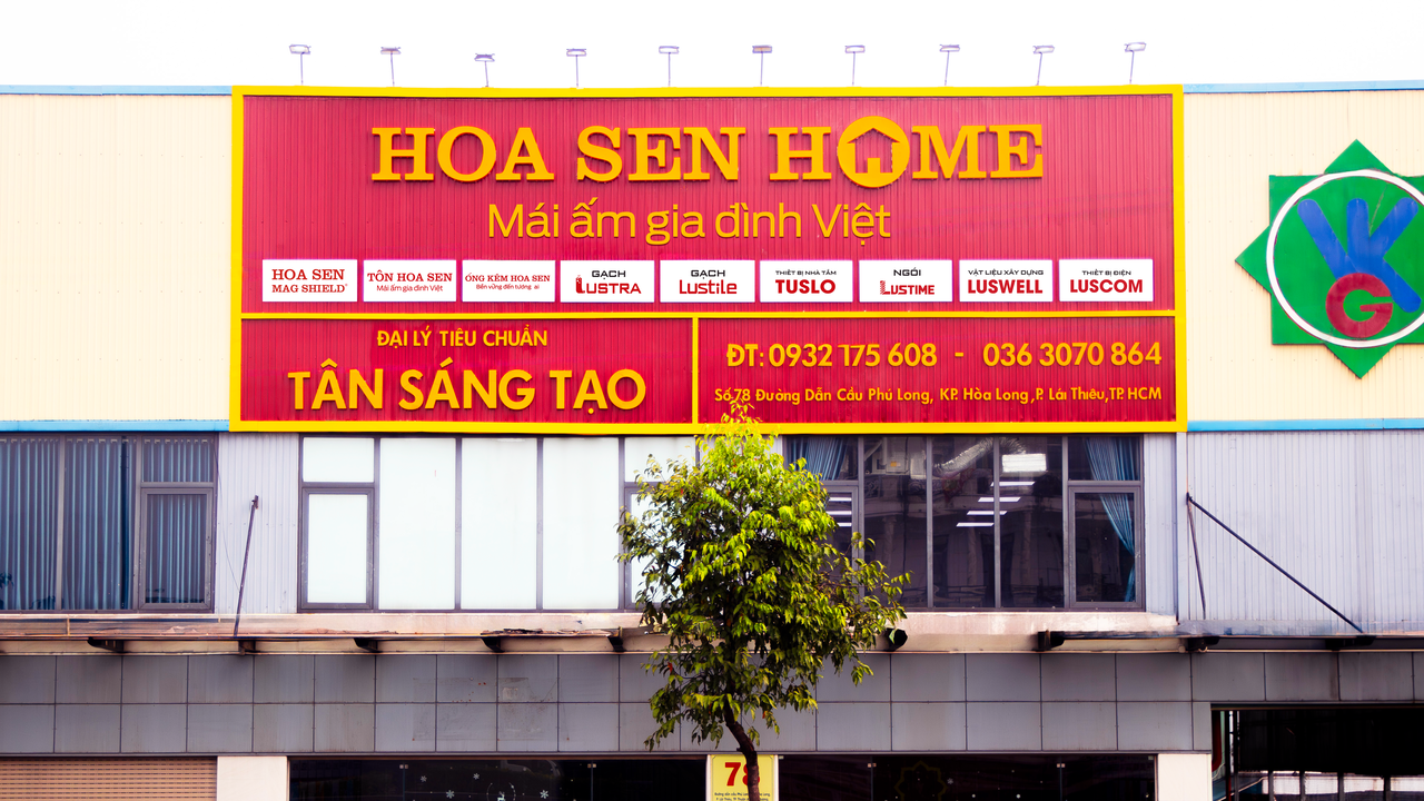 Đại lý tiêu chuẩn Hoa Sen Home Tân Sáng Tạo tọa lạc tại số 78 Đường Dẫn Cầu Phú Long, KP. Hòa Long, P. Lái Thiêu, TP. Hồ Chí Minh.