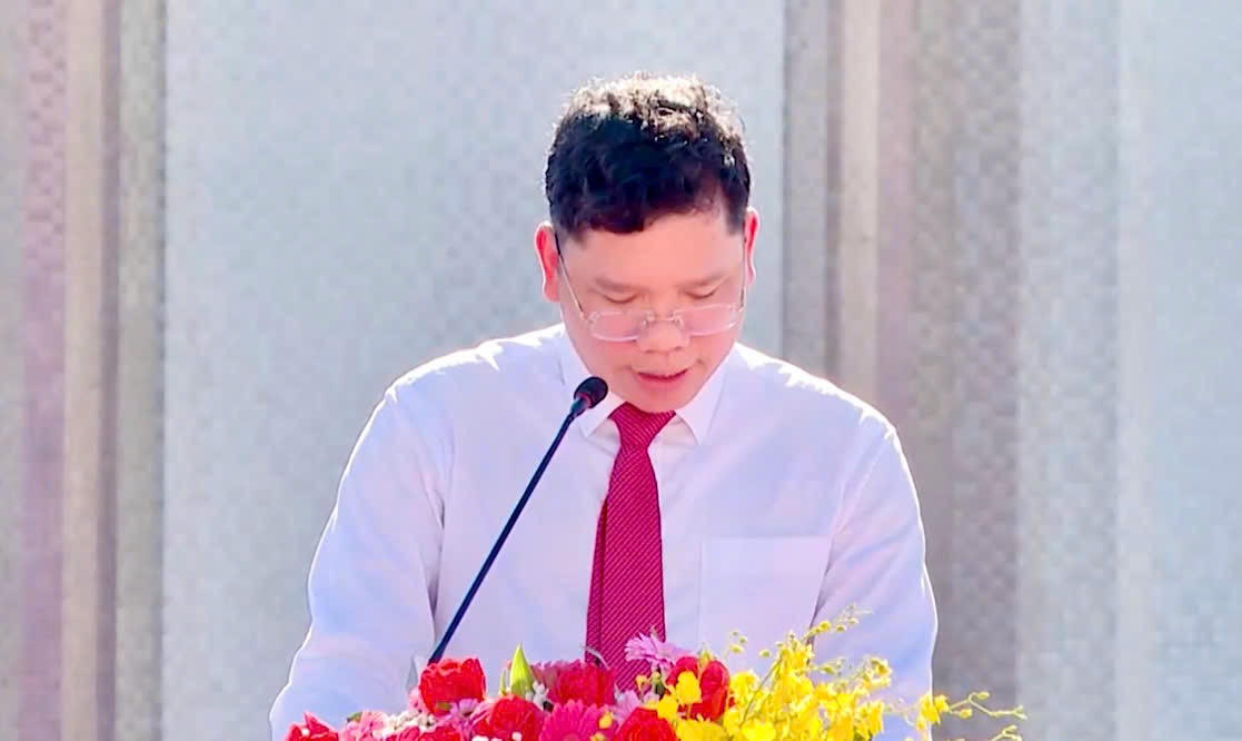 Ông Hoàng Nguyên Dinh, Phó Chủ tịch UBND TP. Hồ Chí Minh phát biểu tại Lễ khánh thành.