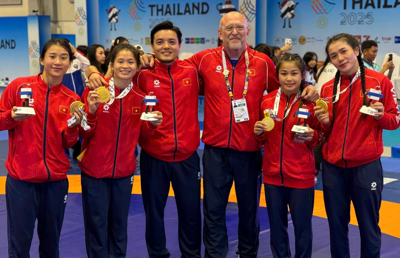 Một ngày thi đấu thành công của Đội tuyển Vật Việt Nam. (Ảnh: Đại Nam)