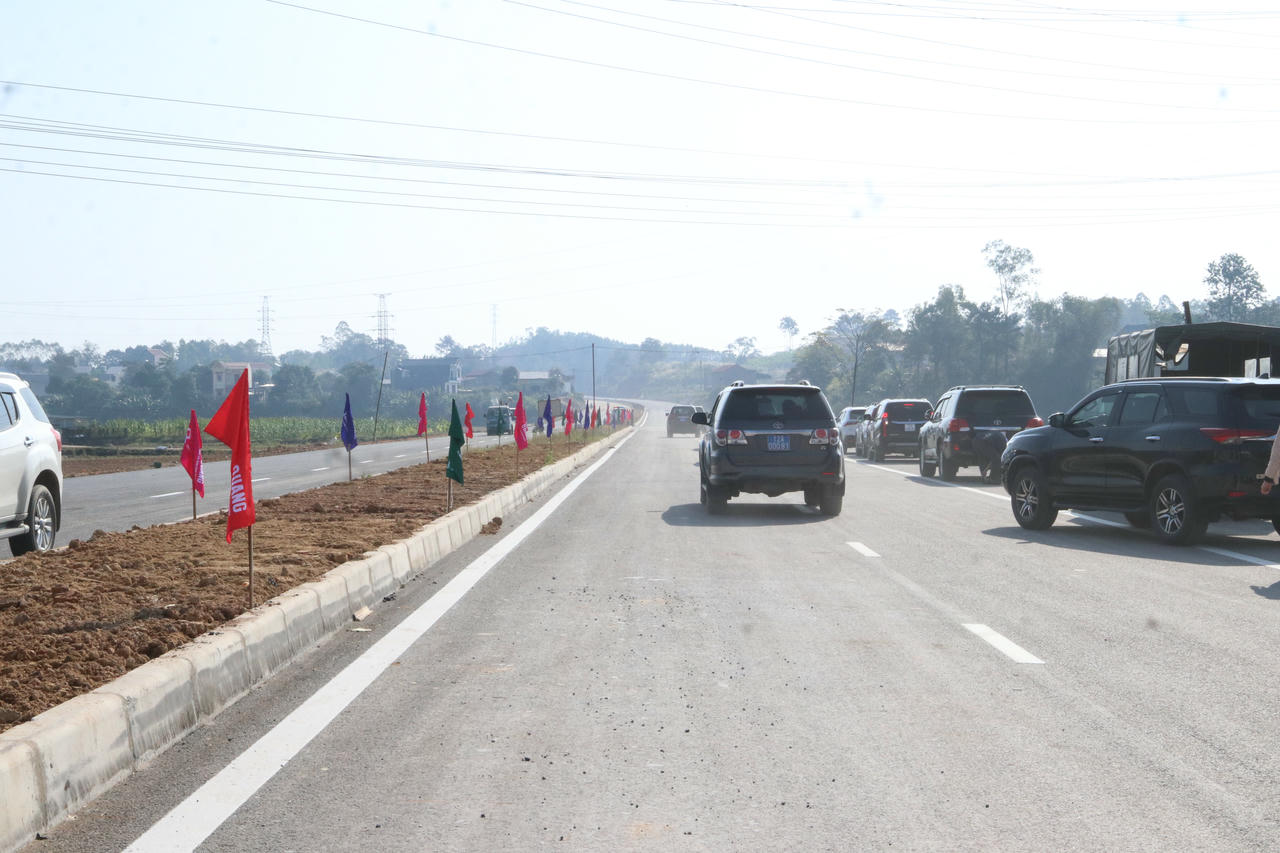 Dự án giao thông kết nối Lạng Sơn với Quảng Ninh sắp hoàn thành.