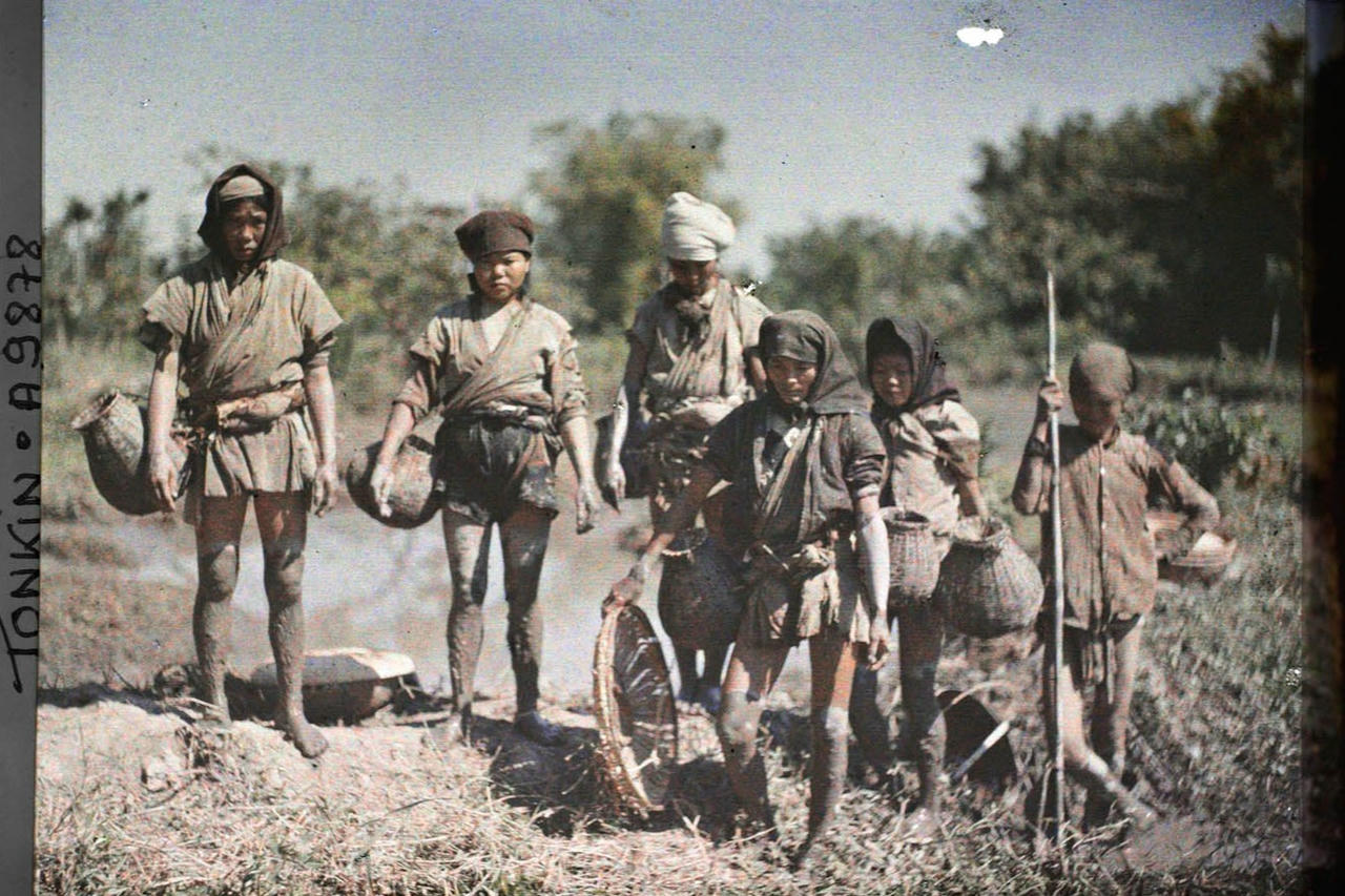 Phụ nữ ngày xưa và chuyện sinh nở