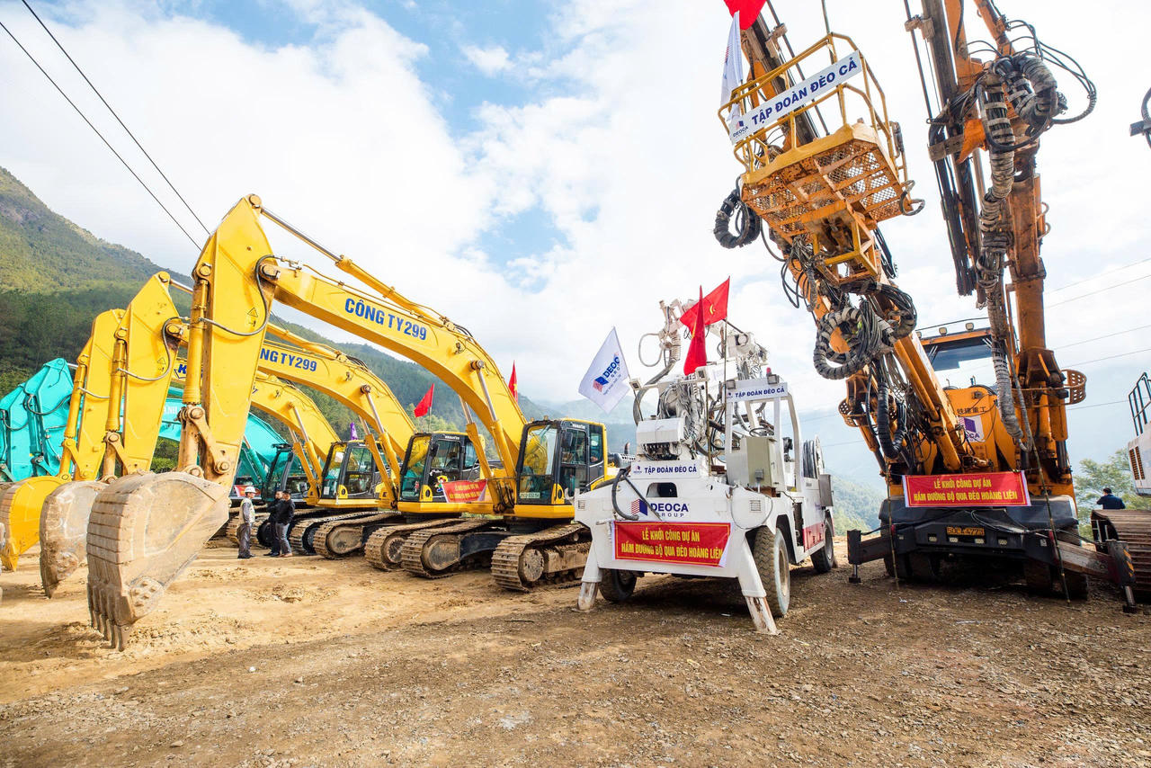 Dự án Hầm đường bộ qua đèo Hoàng Liên thuộc nhóm A, là công trình hầm giao thông cấp đặc biệt, triển khai trên địa phận hai tỉnh Lai Châu và Lào Cai.