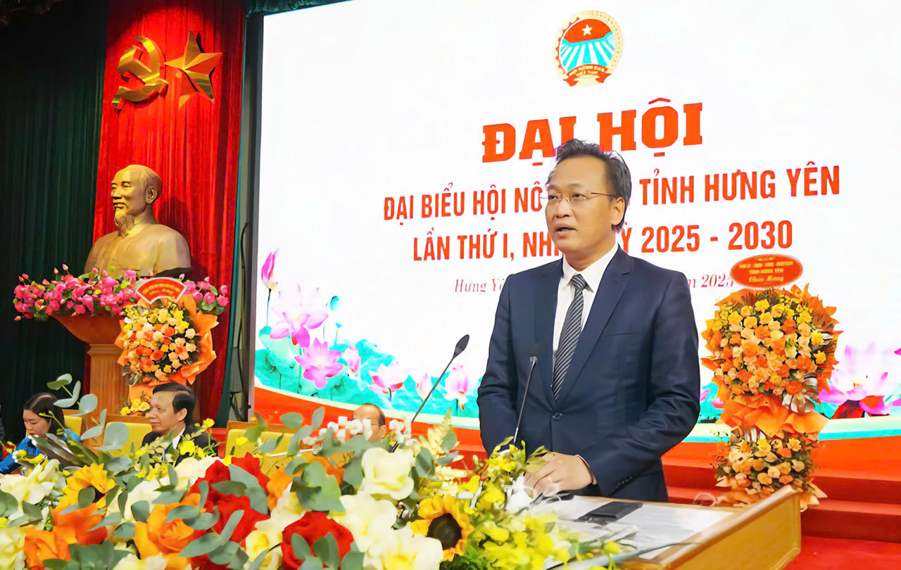 Bí thư Tỉnh ủy Nguyễn Hữu Nghĩa phát biểu chỉ đạo tại Đại hội.