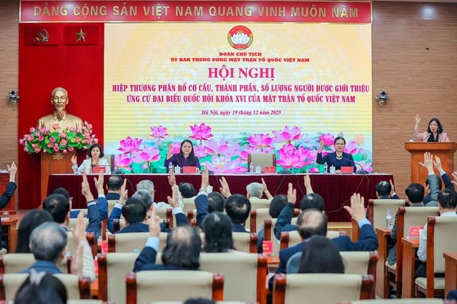 Khối MTTQ Việt Nam giới thiệu 25 người ứng cử đại biểu Quốc hội