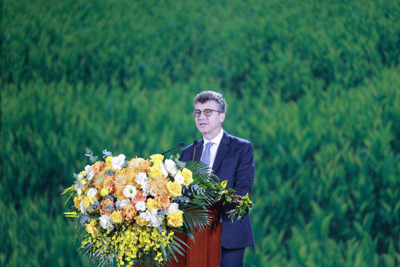 Ông Jonathan Wallace Baker, Trưởng đại diện Văn phòng UNESCO tại Việt Nam, phát biểu tại Lễ khai mạc.