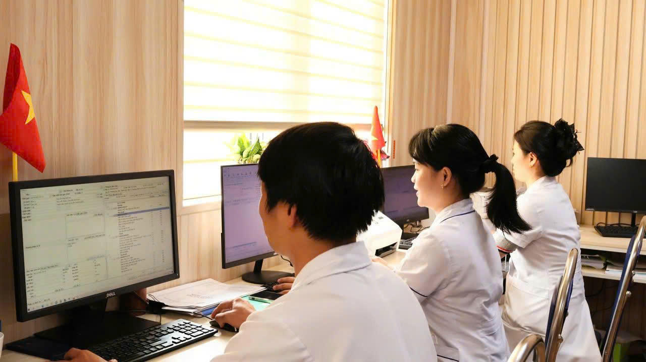 Hồ sơ bệnh án điện tử tạo thuận lợi cho người dân, y bác sĩ trong quá trình khám chữa bệnh. (Ảnh: BVCC)