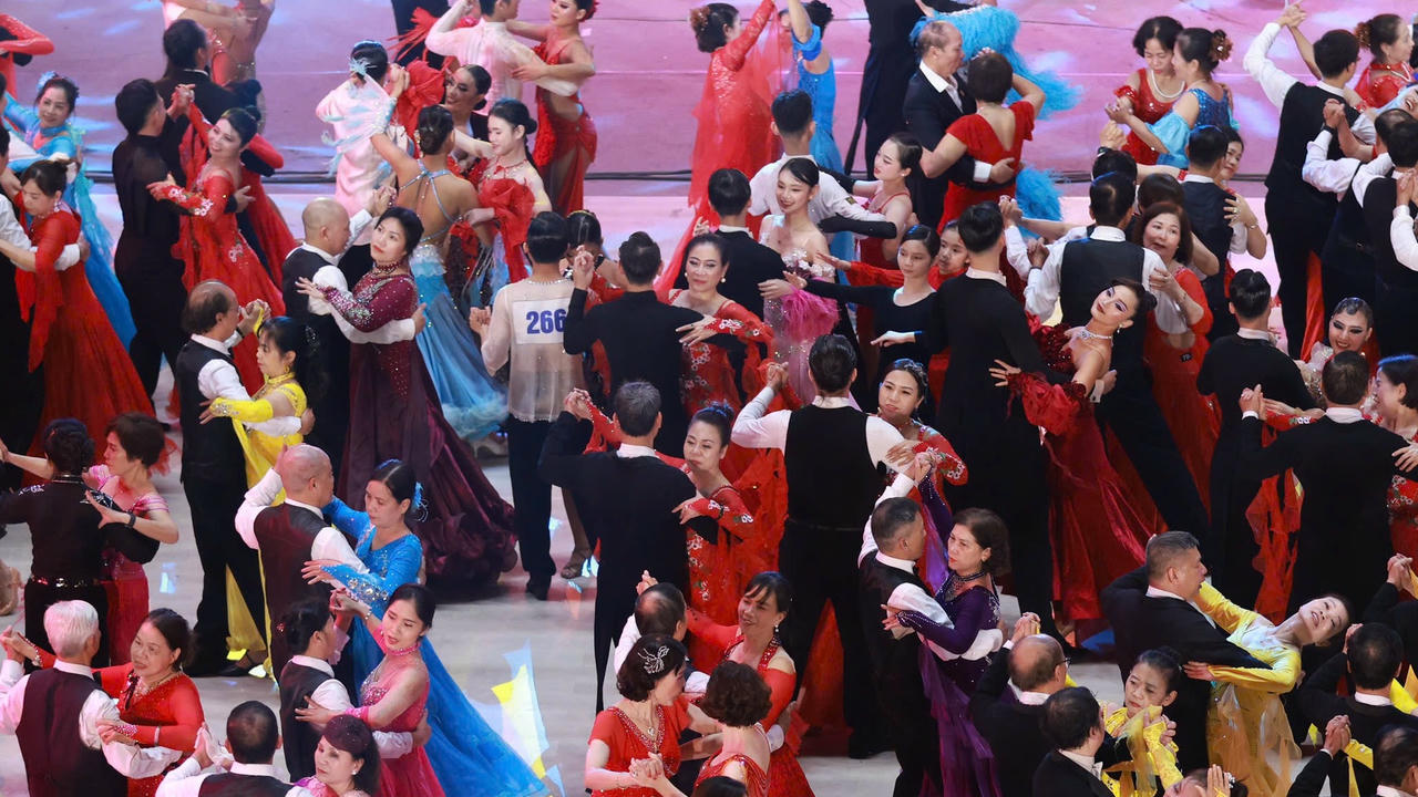 Xác nhận kỷ lục 'Vũ điệu Tango Hà Nội có số lượng người tham gia đông nhất'