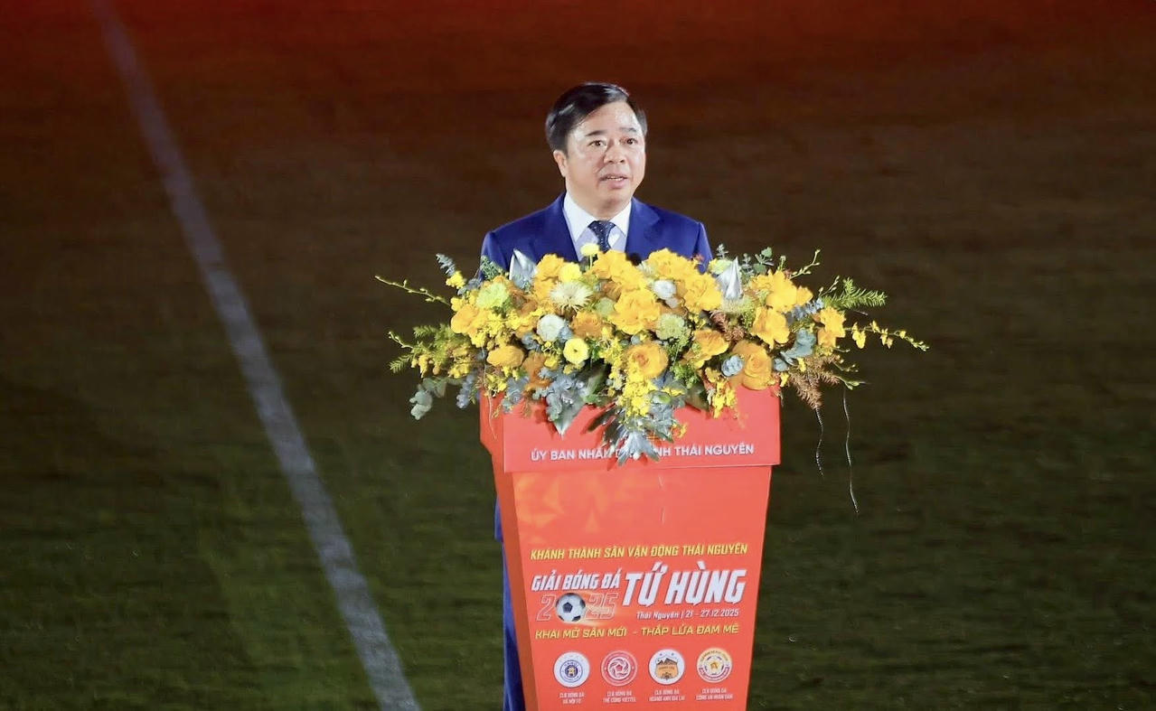 Ông Bùi Văn Lương, Phó Chủ tịch Thường trực UBND tỉnh Thái Nguyên phát biểu tại lễ khai mạc