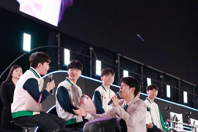 1,3 triệu người đồng thời xem Faker T1 thi đấu tại Việt Nam