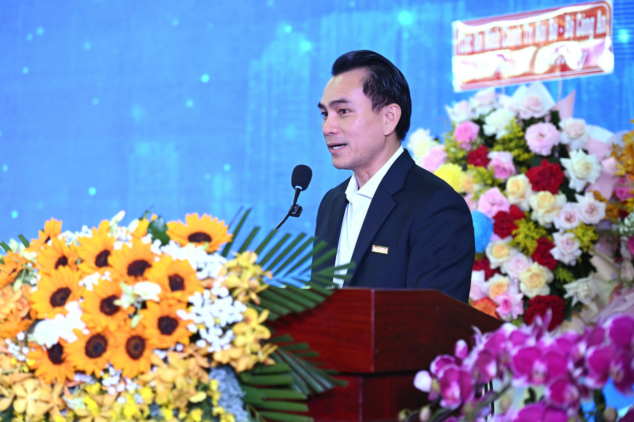 Ông Đỗ Quang Trưởng, Trưởng ban Truyền thông Đa phương tiện, Tổng Thư ký Video Pháp luật phát biểu tại buổi Lễ.