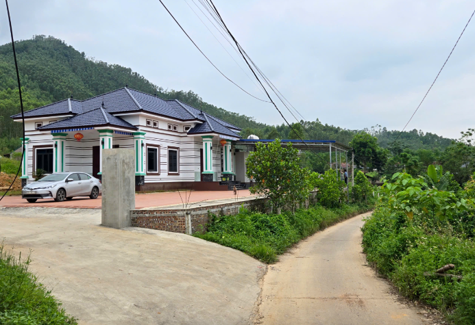 Chương trình MTQG xây dựng NTM đã giúp nhiều tuyến đường giao thông nông thôn đã được cứng hóa.