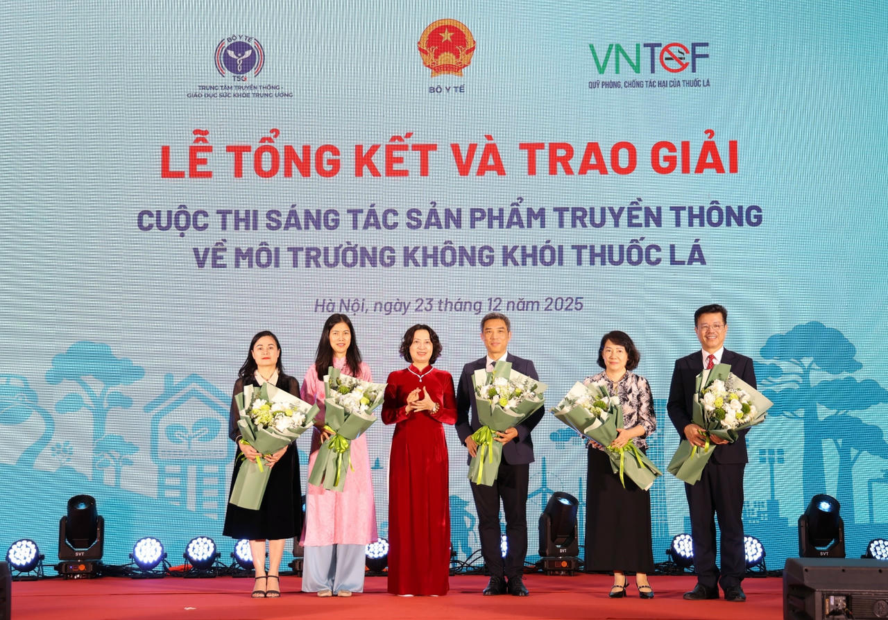 Trao giải cuộc thi Sáng tác sản phẩm truyền thông về môi trường không khói thuốc lá