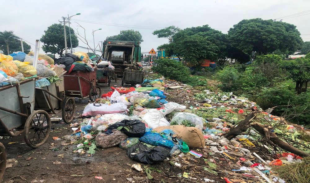 Để xử lý hiệu quả vấn đề ô nhiễm môi trường phải có sự chung tay của từng người dân, từng doanh nghiệp, từng tổ chức. (Ảnh minh họa/TQ)