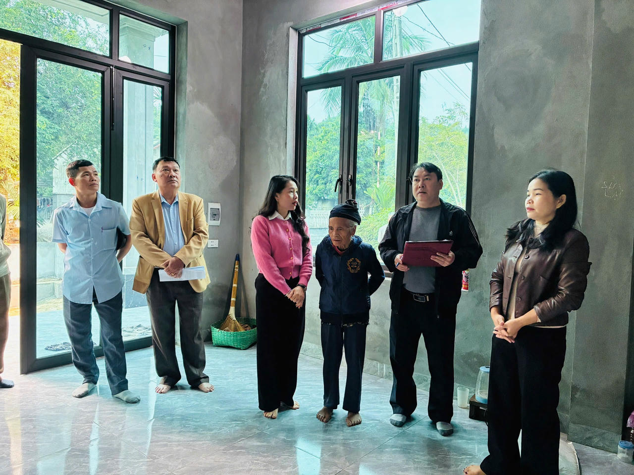 HĐND xã Linh Sơn giám sát việc thực hiện chính sách hỗ trợ xây dựng, sửa chữa nhà ở cho hộ nghèo trên địa bàn