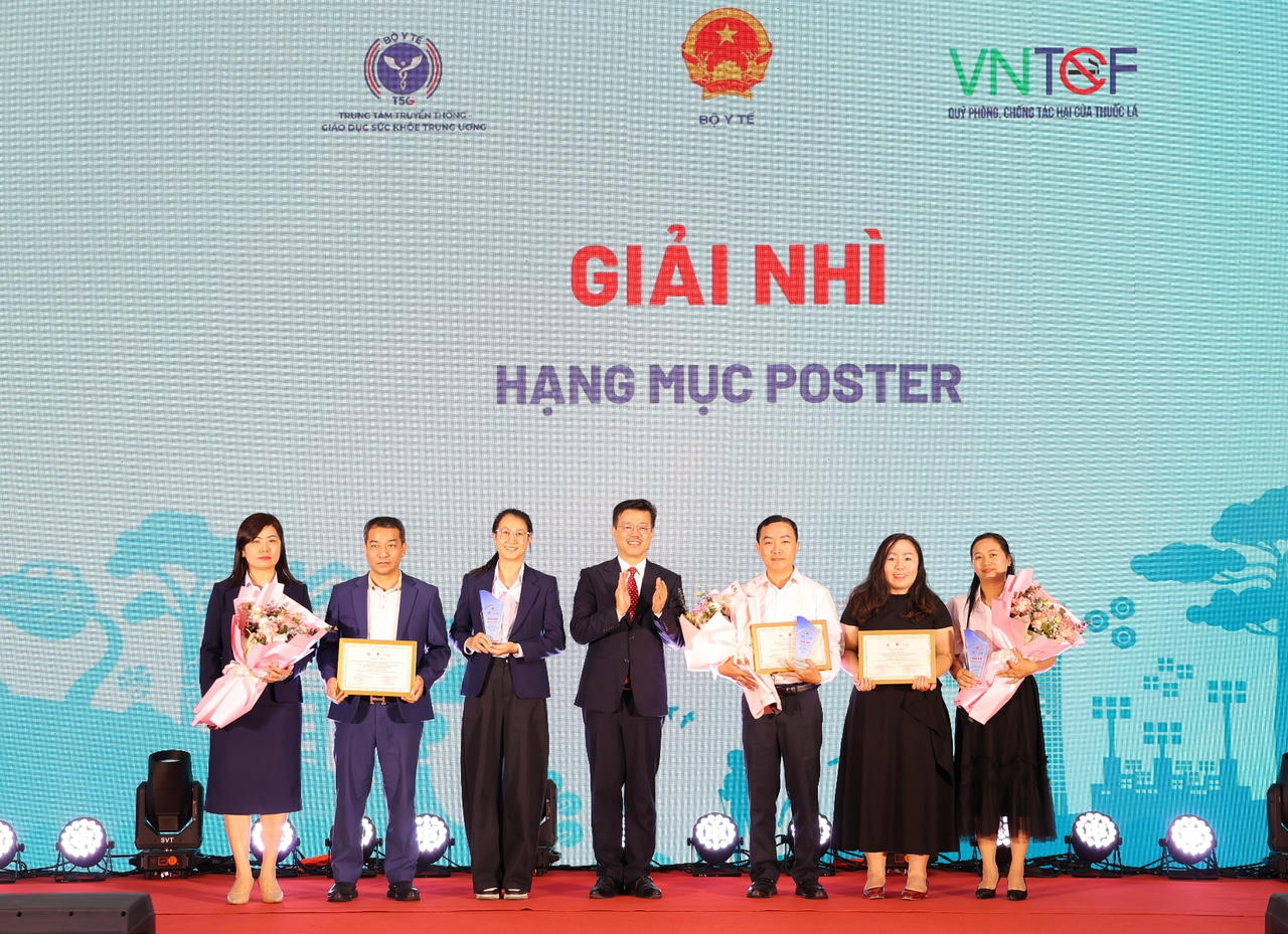 Trao giải cuộc thi Sáng tác sản phẩm truyền thông về môi trường không khói thuốc lá