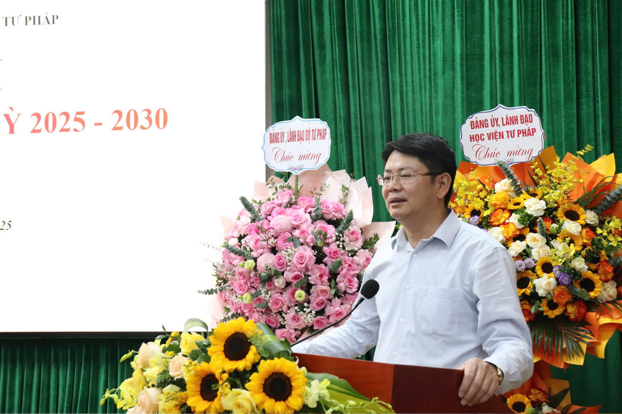 Thứ trưởng Bộ Tư pháp Nguyễn Thanh Tịnh phát biểu chỉ đạo