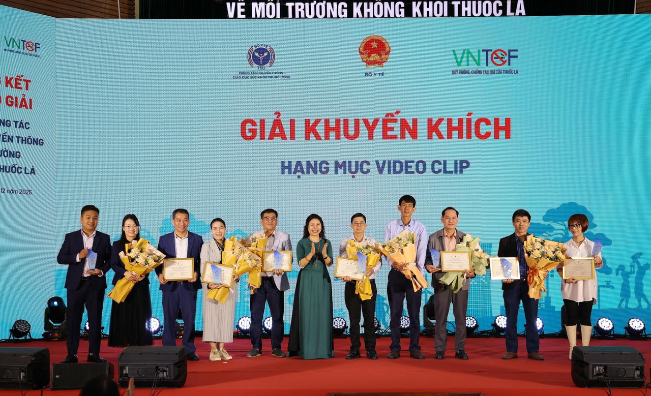 Trao giải cuộc thi Sáng tác sản phẩm truyền thông về môi trường không khói thuốc lá