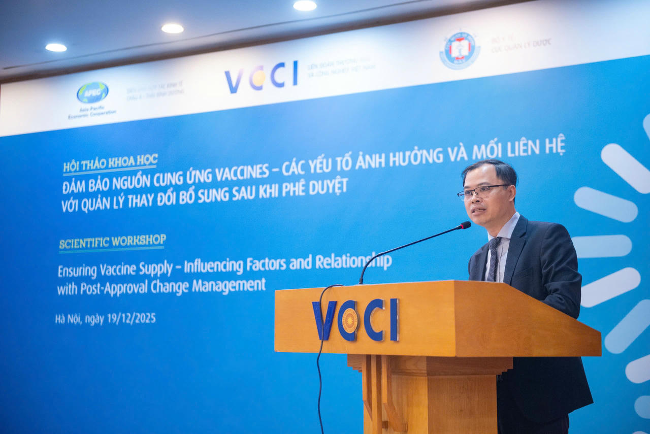 Ông Nguyễn Thành Lâm, Phó Cục trưởng Cục Quản lý Dược (Bộ Y tế) tại&nbsp;Hội thảo quốc tế "Cải cách hệ thống quản lý dược phẩm và nâng cao năng lực cơ quan quản lý y tế về thực hành đăng ký thuốc tốt"