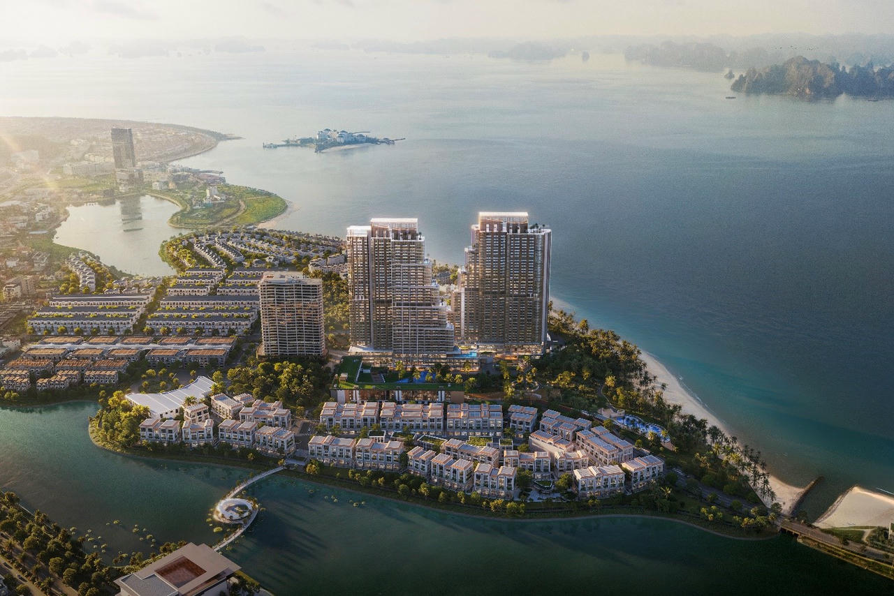 Từ Aria Bay có thể tiếp cận trong tầm bước chân đến các điểm chạm thuộc Marina Bayfront District: phố đi bộ, Grandbay Halong Shophouse, khu phố thương mại Marina Terrace, nhà hàng Hồng Hạnh Signature… 