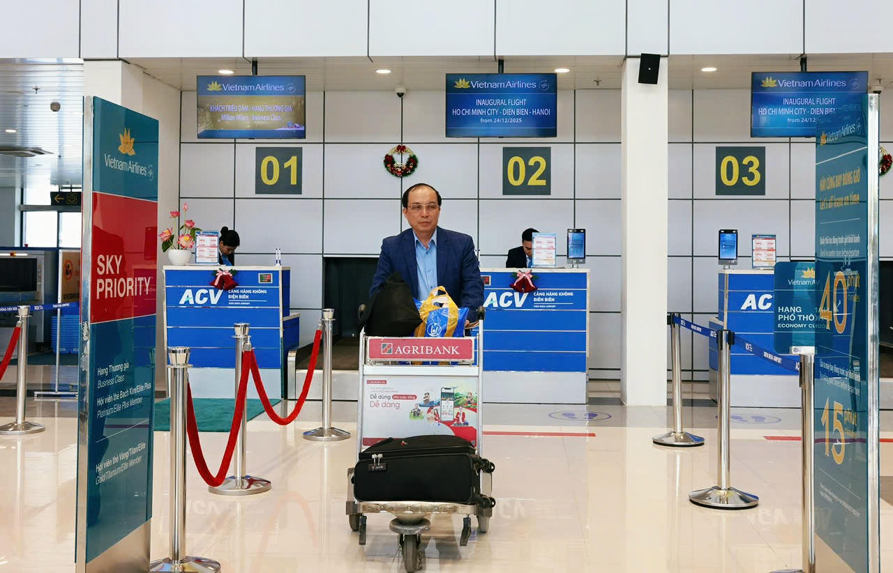 Đường bay TP.HCM – Điện Biên được Vietnam Airlines khai thác với tần suất hai chuyến mỗi tuần.