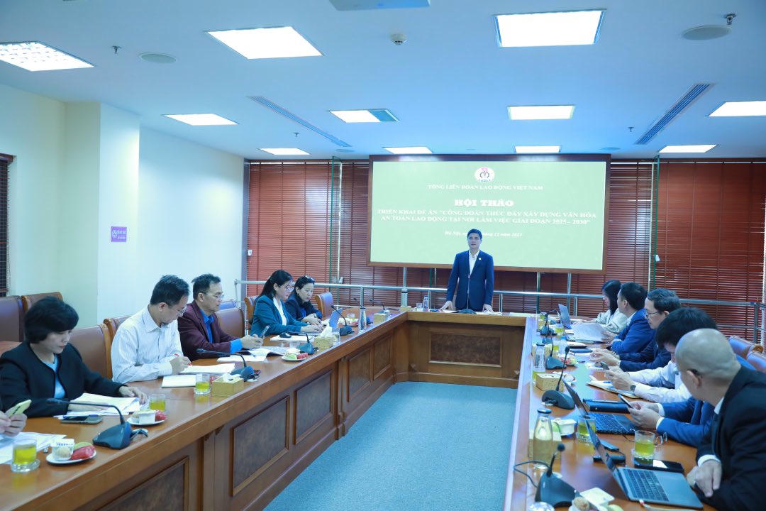 Đề xuất giảm mức đóng bảo hiểm cho doanh nghiệp đạt “văn hóa an toàn lao động”