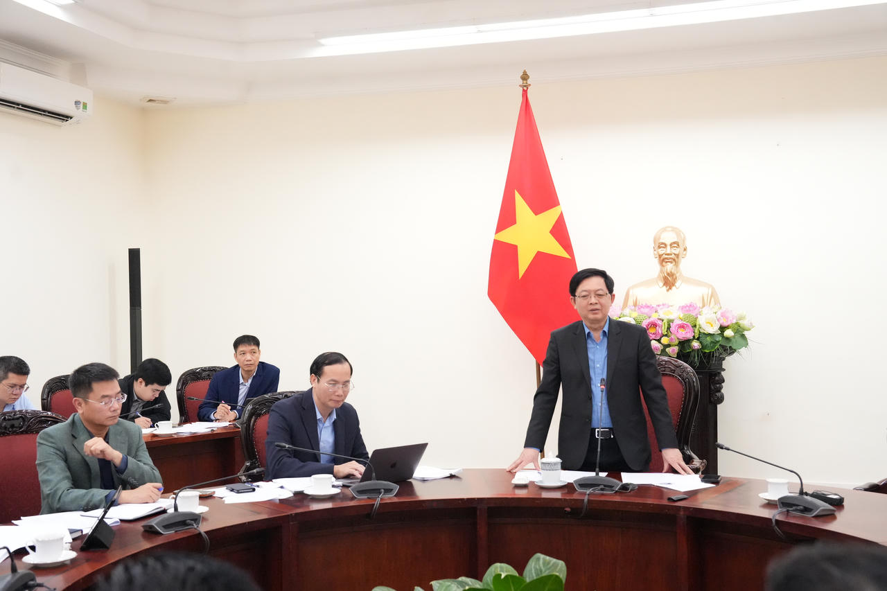 Phó Thủ trướng Hồ Quốc Dũng kết luận buổi làm việc