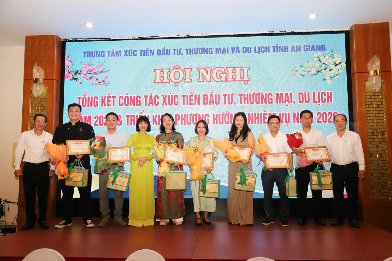 An Giang đẩy mạnh chuyển đổi số trong xúc tiến đầu tư, thương mại và du lịch
