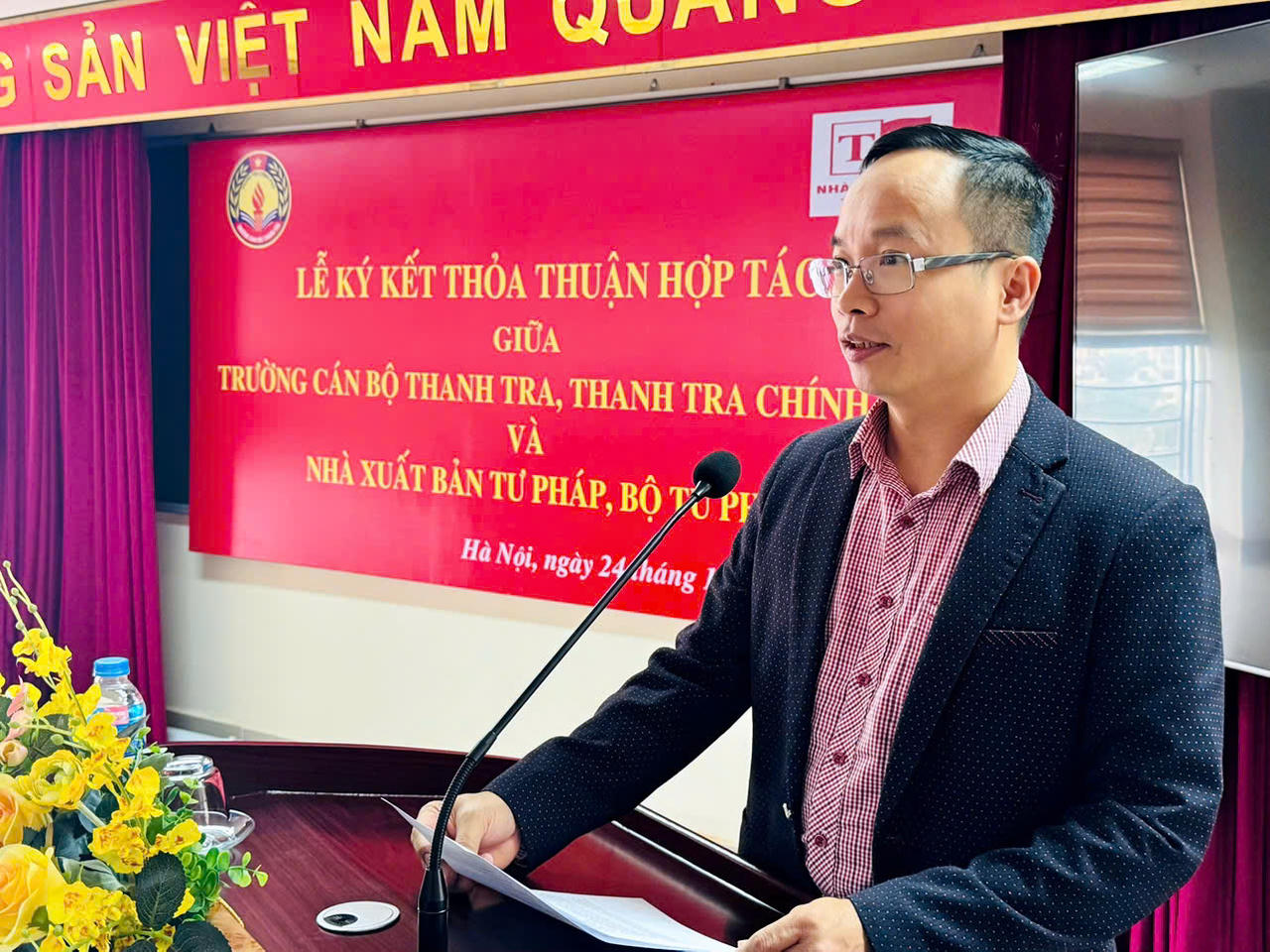 Ông Nguyễn Văn Lương, Bí thư Đảng ủy, Hiệu trưởng Trường Cán bộ thanh tra 

phát biểu tại Lễ ký kết.