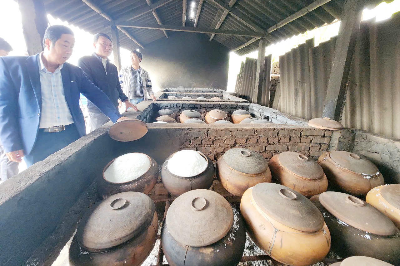 Hướng đi mới sáng tạo của hạt muối Quỳnh Phú

