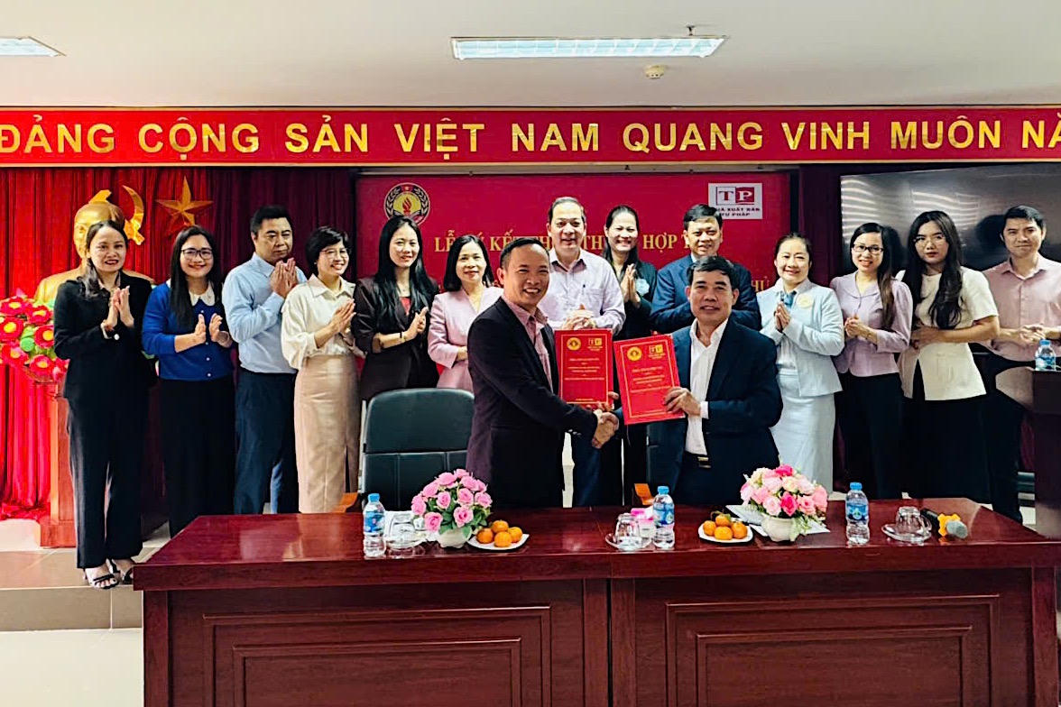 Ký kết Thỏa thuận hợp tác giữa Nhà xuất bản Tư pháp và Trường Cán bộ thanh tra