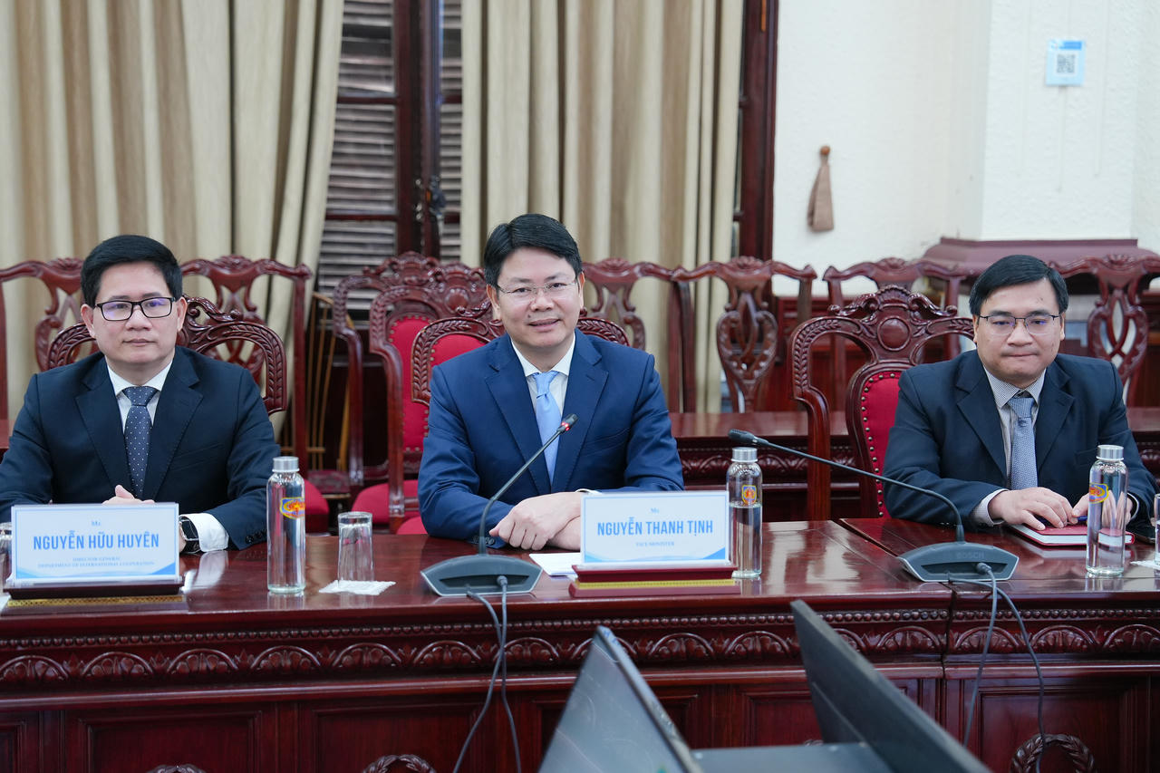 Thứ trưởng Nguyễn Thanh Tịnh phát biểu tại buổi lễ.