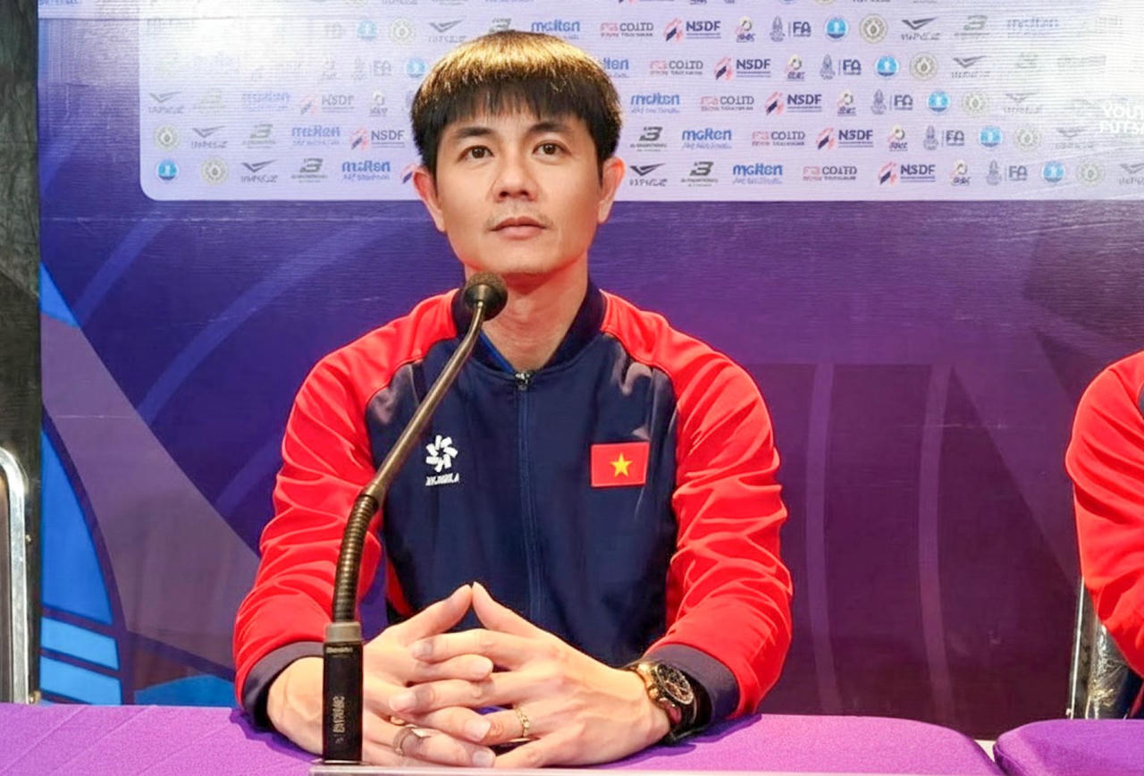 HLV Nguyễn Tuấn Anh cho biết U19 futsal Việt Nam sẽ vượt qua U19 Indonesia ở bán kết (Ảnh: VFF)