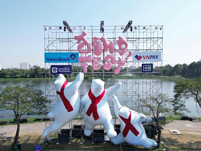 Lễ hội Đông Đúc Đủ Đầy thuộc chuỗi sự kiện Đông Fest 2025, diễn ra từ ngày 25/12/2025  tới 1/1/2026