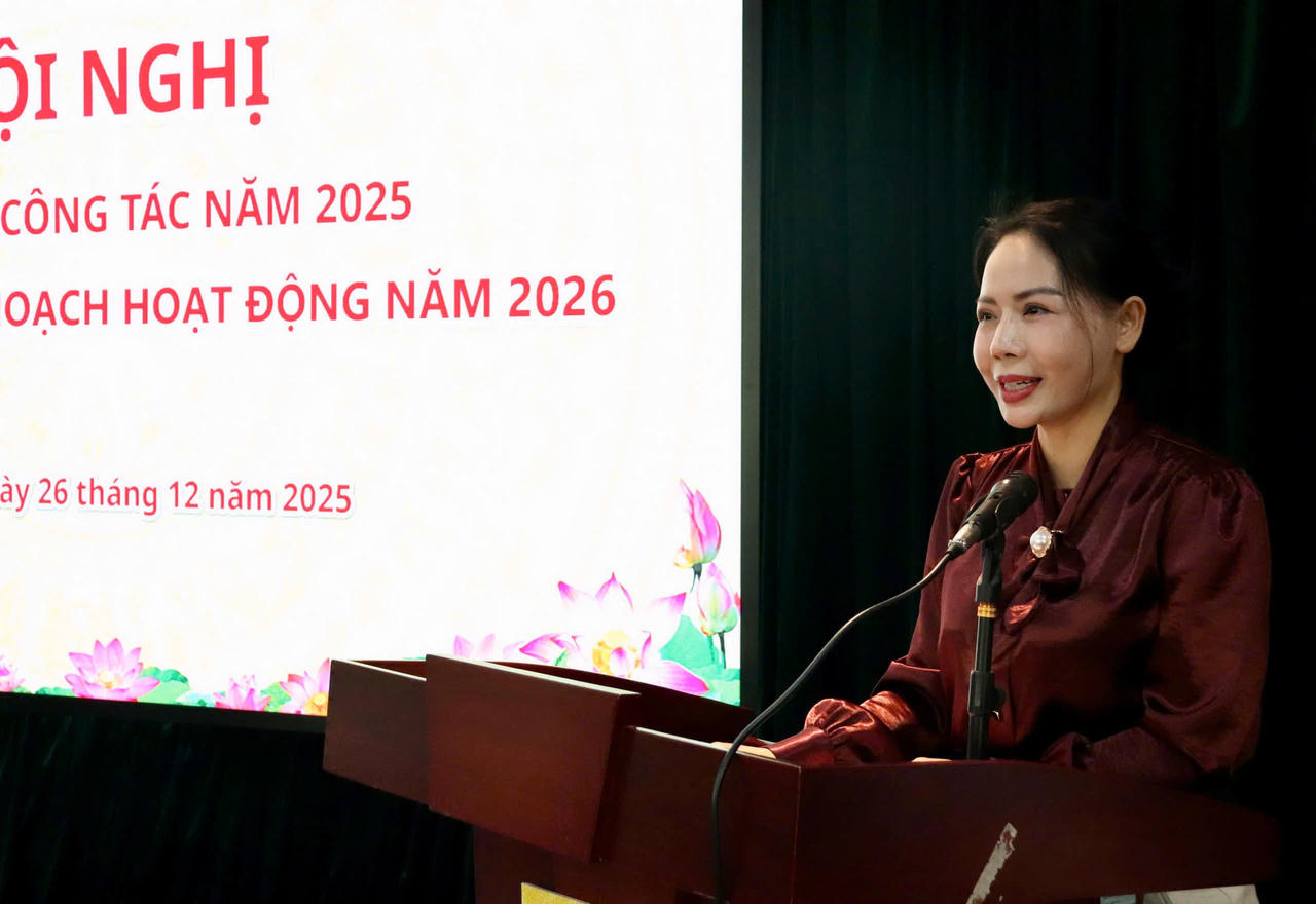 Phó Chủ tịch điều hành Hiệp hội Công chứng viên Việt Nam Nguyễn Thị Thơ phát biểu.