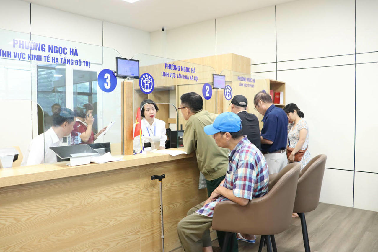 Hà Nội tái cấu trúc 293 thủ tục hành chính: Bước chuyển quan trọng sang cải cách 'đo được - dùng được - tiết kiệm thật'