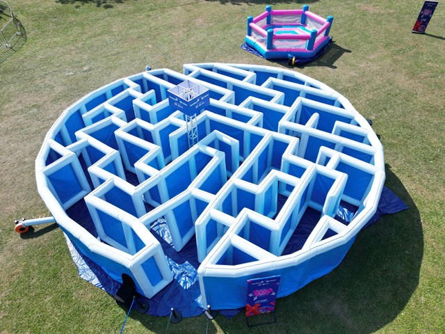 Đông Đúc Đủ Đầy: Lễ hội mùa đông đa trải nghiệm của Hà Nội dịp cuối năm