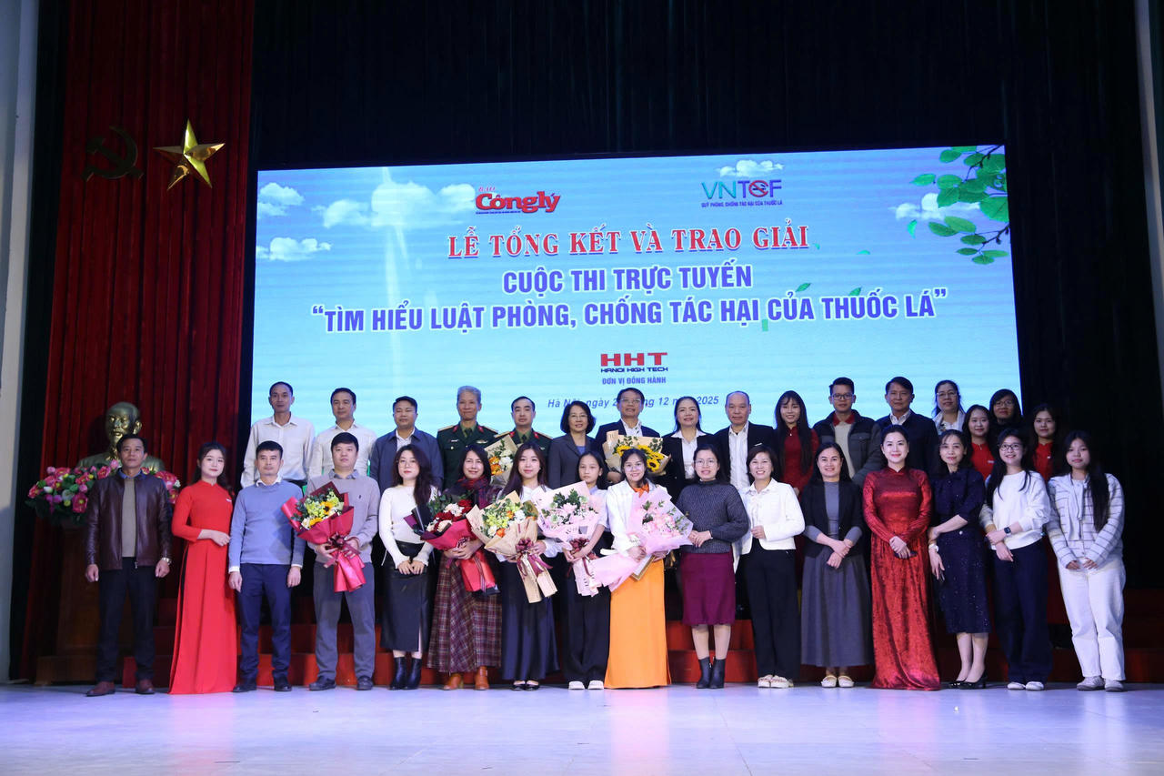 Trao giải Cuộc thi trực tuyến 'Tìm hiểu Luật Phòng, chống tác hại của thuốc lá'