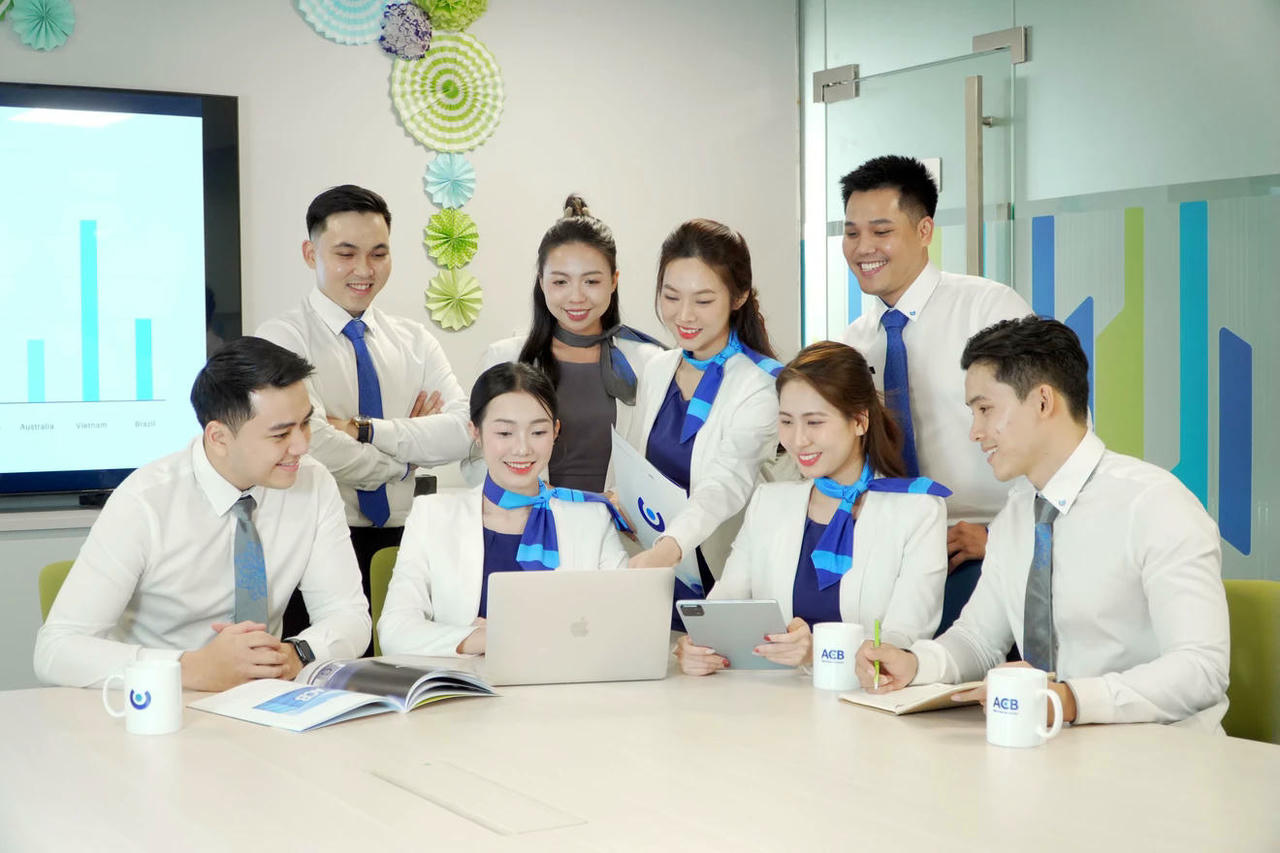 ACB tìm kiếm gần 800 nhân tài cho hành trình chuyển đổi giai đoạn 2025 – 2030