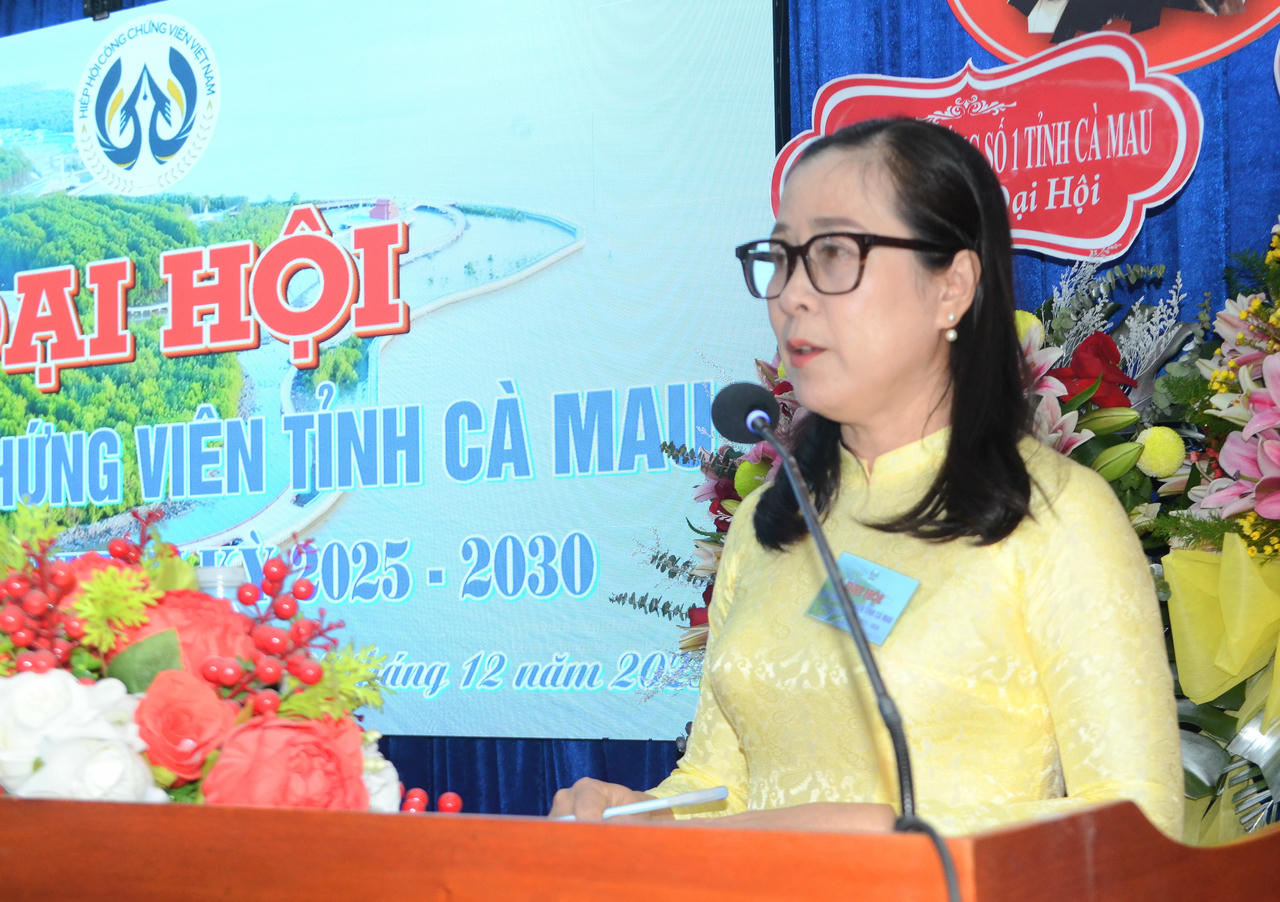 Bà Dương Ngọc Tuyết Linh - Chủ tịch Hội CCV tỉnh Cà Mau, nhiệm kỳ 2025 – 2030, phát biểu nhận nhiệm vụ.