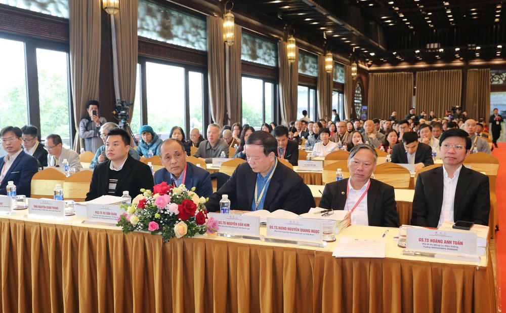 Các đại biểu tham dự Hội thảo.