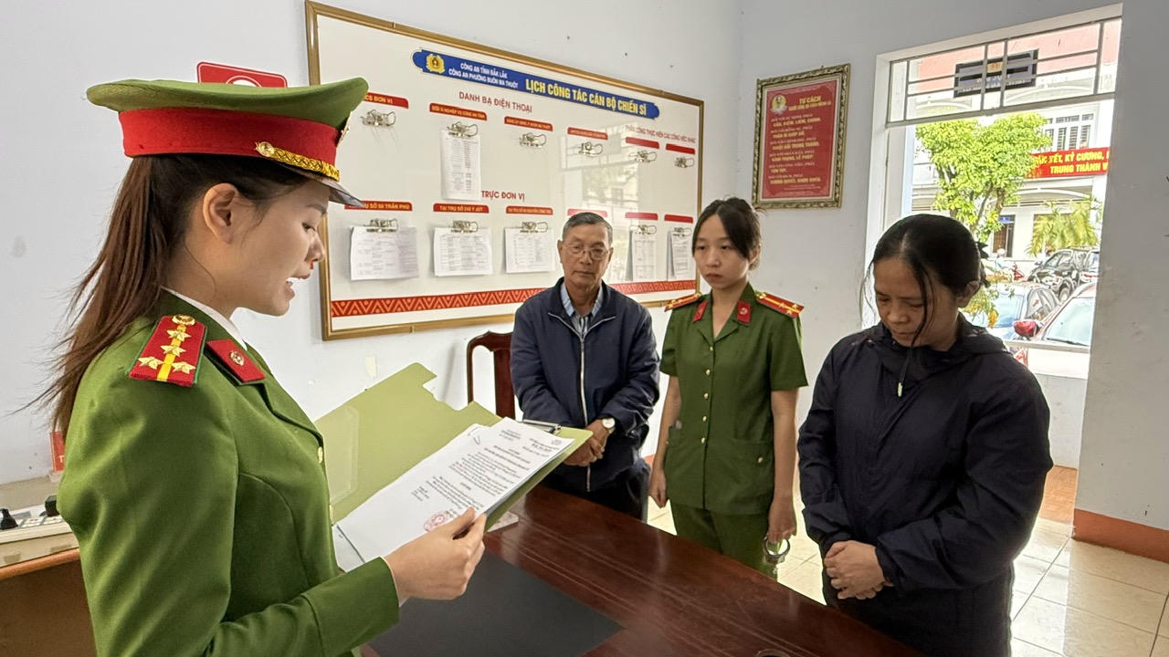 Nữ giám đốc lừa đảo, chiếm đoạt hơn 166 tỷ đồng của hàng trăm người