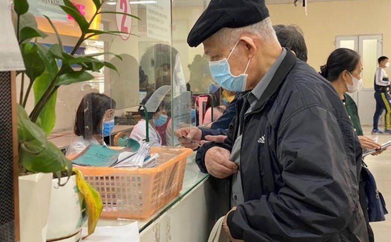 Người đang hưởng trợ cấp hằng tháng được Nhà nước đóng bảo hiểm y tế